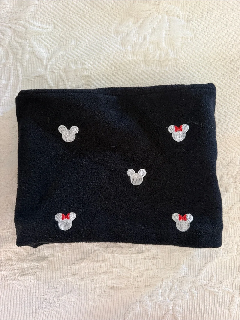 Disney x GAP Mickey & Minnie Mouse Black Fleece Neck Warmer